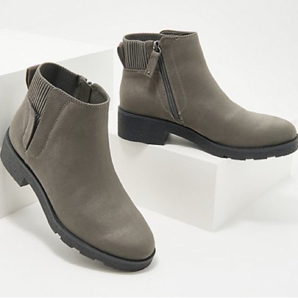 Dr. Scholl's Pull-On Ankle Boots - Trix